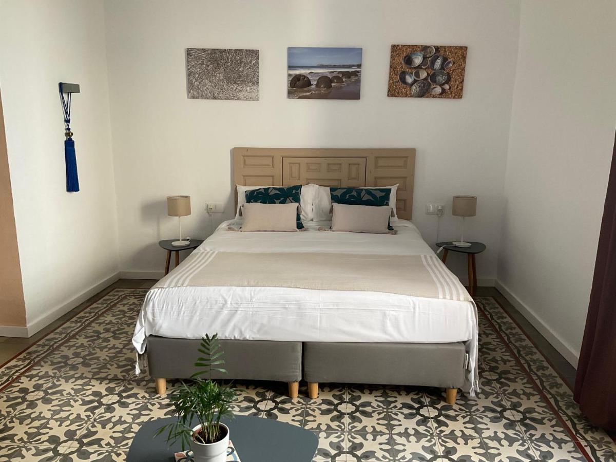Casa De Las Especias Hotel Boutique サンルーカル・デ・バラメダ 部屋 写真
